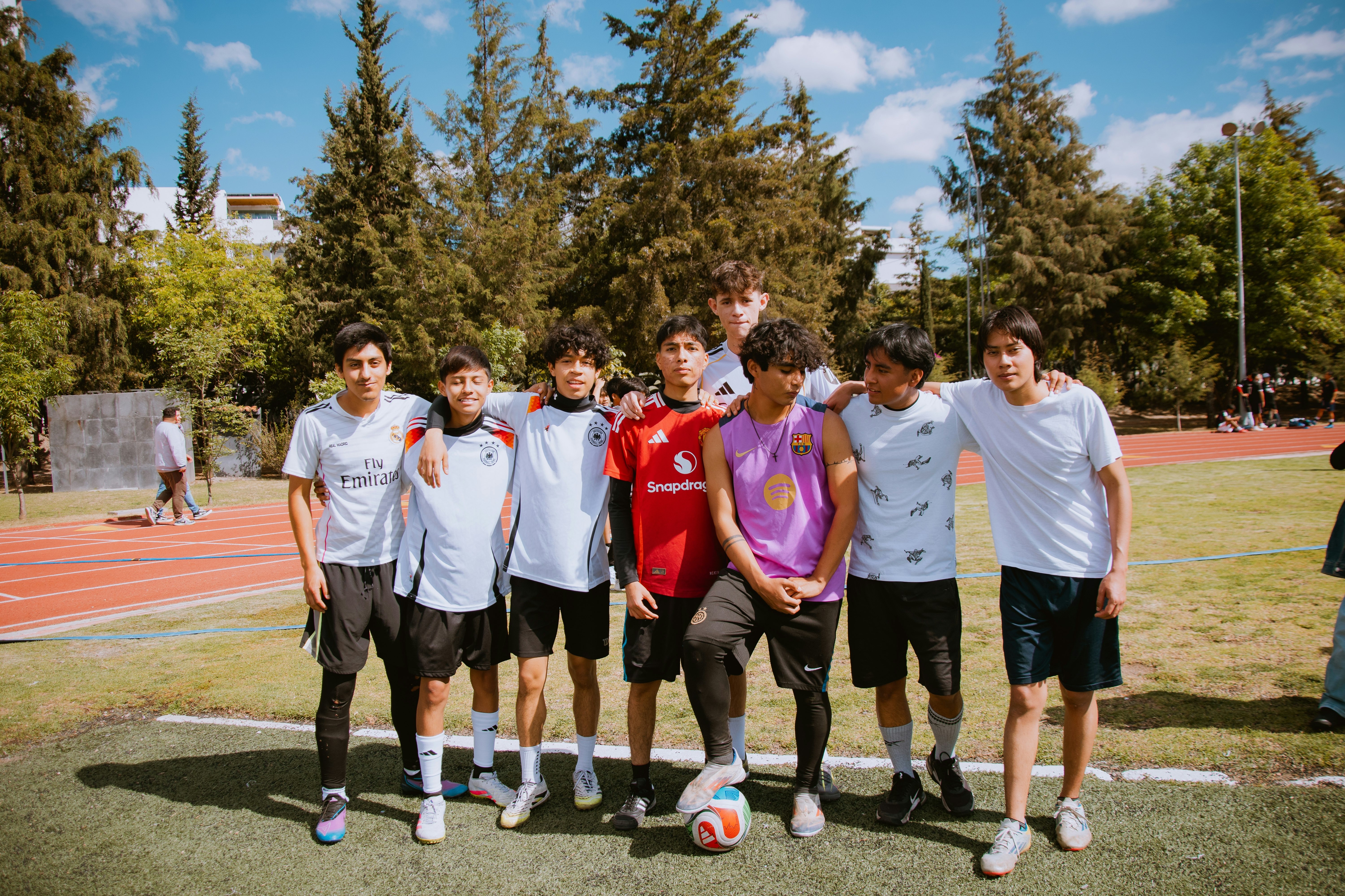 韩国队外线火力惊人